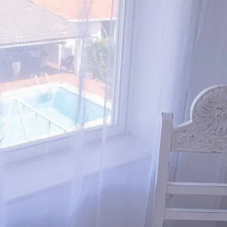 Delfim E Carmo - Entire House Com Piscina *